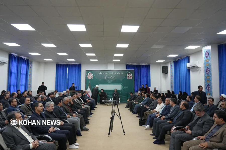 دیدار استاندار لرستان با امام جمعه لرستان 1