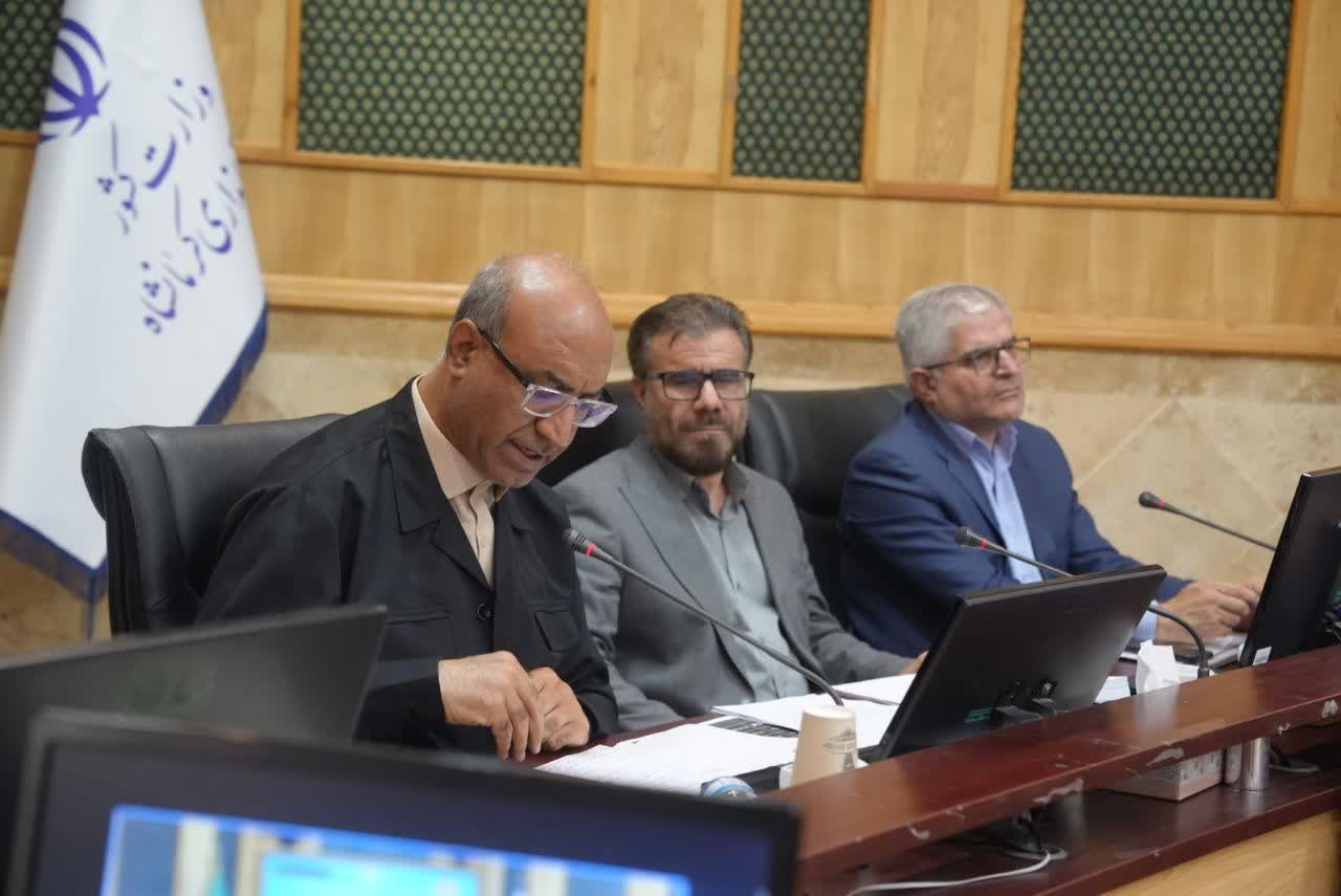 سیستم بانکی مانع سرمایهگذاری در انرژی خورشیدی شده است استاندار_کرمانشاه_022902.jpeg