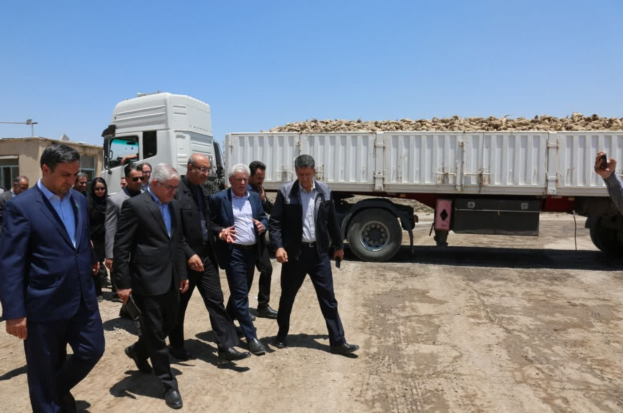 استاندار کرمانشاه: توسعه صنایع تبدیلی و حمایت از برندهای بومی، مسیر رونق تولید استان است photo 2026 07 07 16 29 48 3