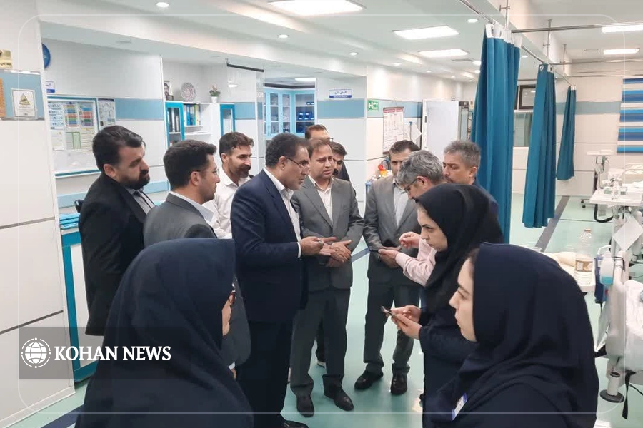 عیادت هیئت اعزامی استانداری کرمانشاه از مصدومان واژگونی اتوبوس