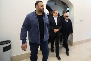 بازدید وزیر امور خارجه از دانشگاه بین المللی همدان