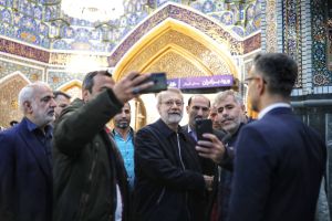 لاریجانی به زیارت امام رضا(ع) رفت