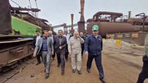 بازدید وزیر صمت و استاندار از دو شرکت فولادی در خوزستان