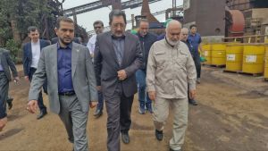 بازدید وزیر صمت و استاندار از دو شرکت فولادی در خوزستان