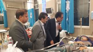 عیادت هیئت اعزامی استانداری کرمانشاه از مصدومان واژگونی اتوبوس